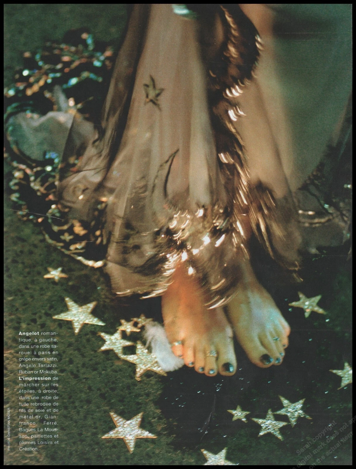 Bijoux années 1990 pieds chevilles robe Dior magazine imprimé publicité femme mode   1pg
