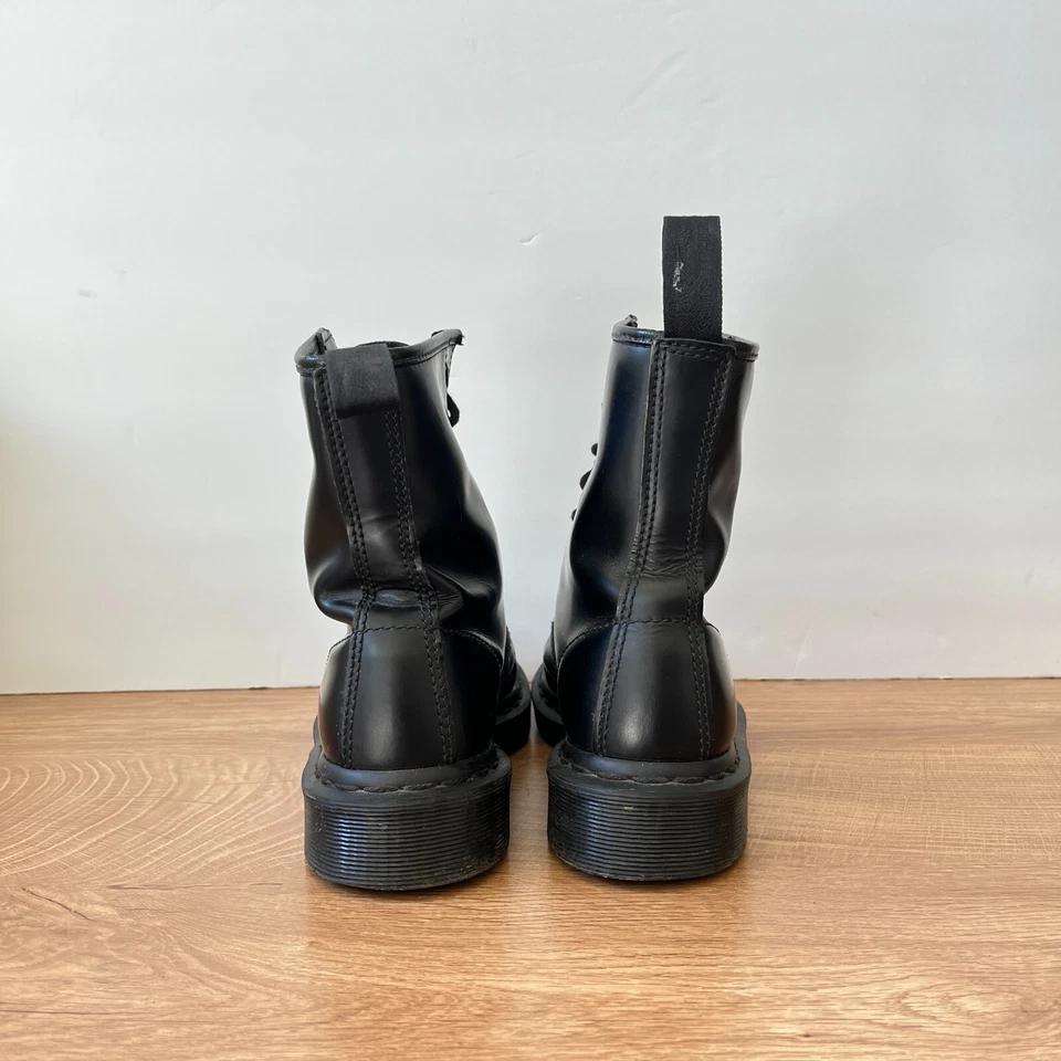 Botas Dr. Martens 1460 Mono Cuero Negro Liso Con Cordones Juveniles Talla 4 M Foto 4 de 4