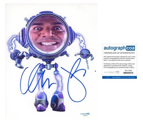 George Lopez "The Adventures of Sharkboy & Lavagirl" SIGNED 8x10 Photo B ACOA - Picture 1 of 3