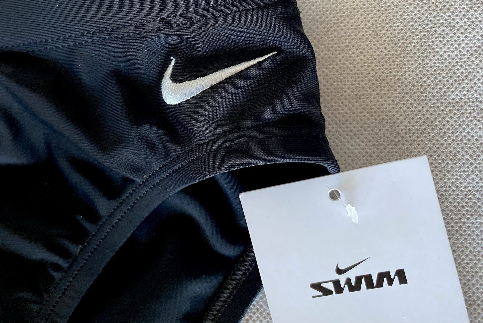 NIKE Swim Size 38 Men's Black Front Lined Swim Brief w/ Drawstring NWT