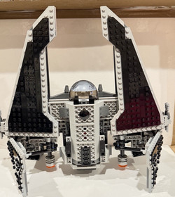 LEGO Star Wars 9500 Sith Fury-Class Interceptor- MISSING ONE MINI FIG w/manual