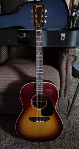 Vintage 1970 Gibson B-25 Sunburst Acoustic Guitar w/ Hard Case - SN 905775