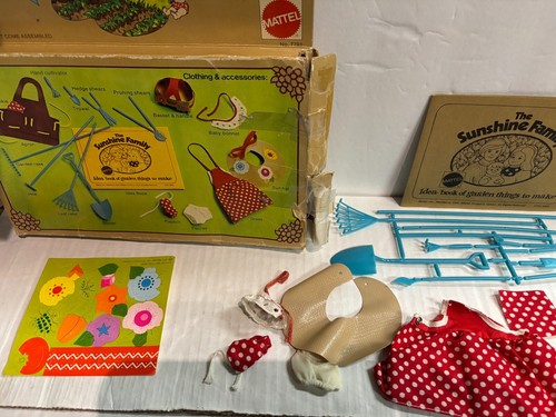 Vintage The Sunshine Family Gardening Craft Kit COMPLETO - Bambola Mattel #7791 - Foto 4 di 7