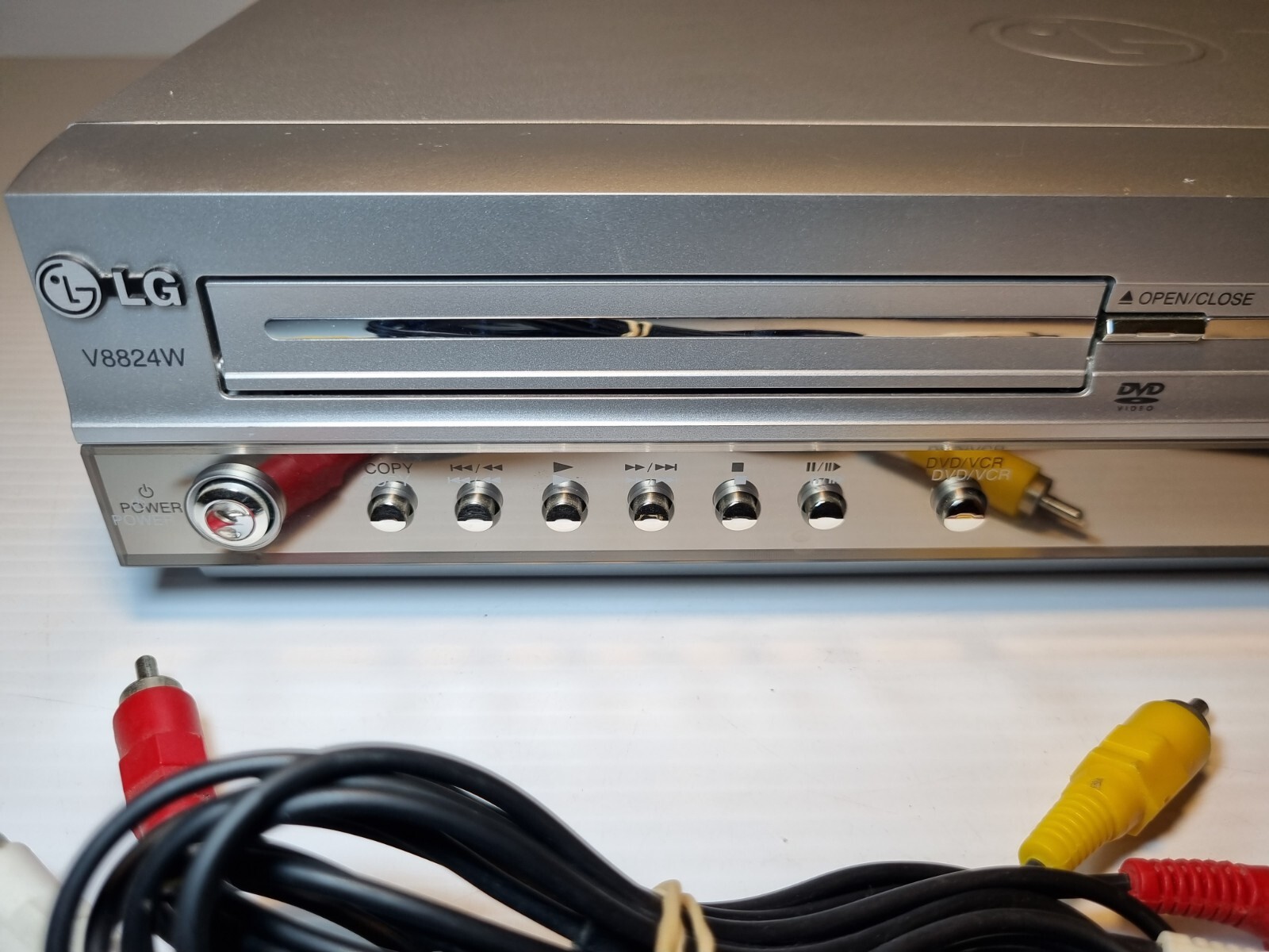 LG DVD Player / Video Cassette Recorder Combo V8824W with Remote eBay