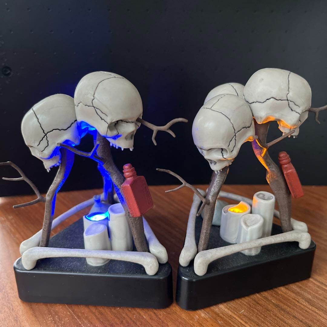 Dead By Daylight Sorcery Totem Room Light Figure Orange Blue 2 Set
