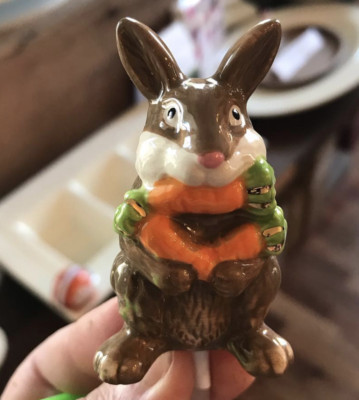 Nora Fleming Easter Funny Bunny Mini A226 Ceramic 2.5