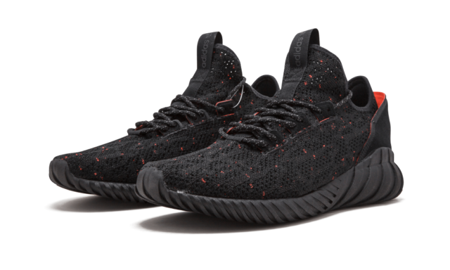 tubular doom sock triple black