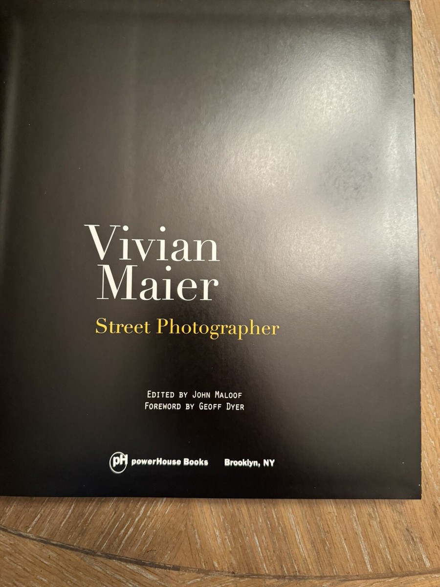 Vivian Maier Street Photographer 2011年初版 Vivian Maier : Street Photographer by Vivian Maier (2011