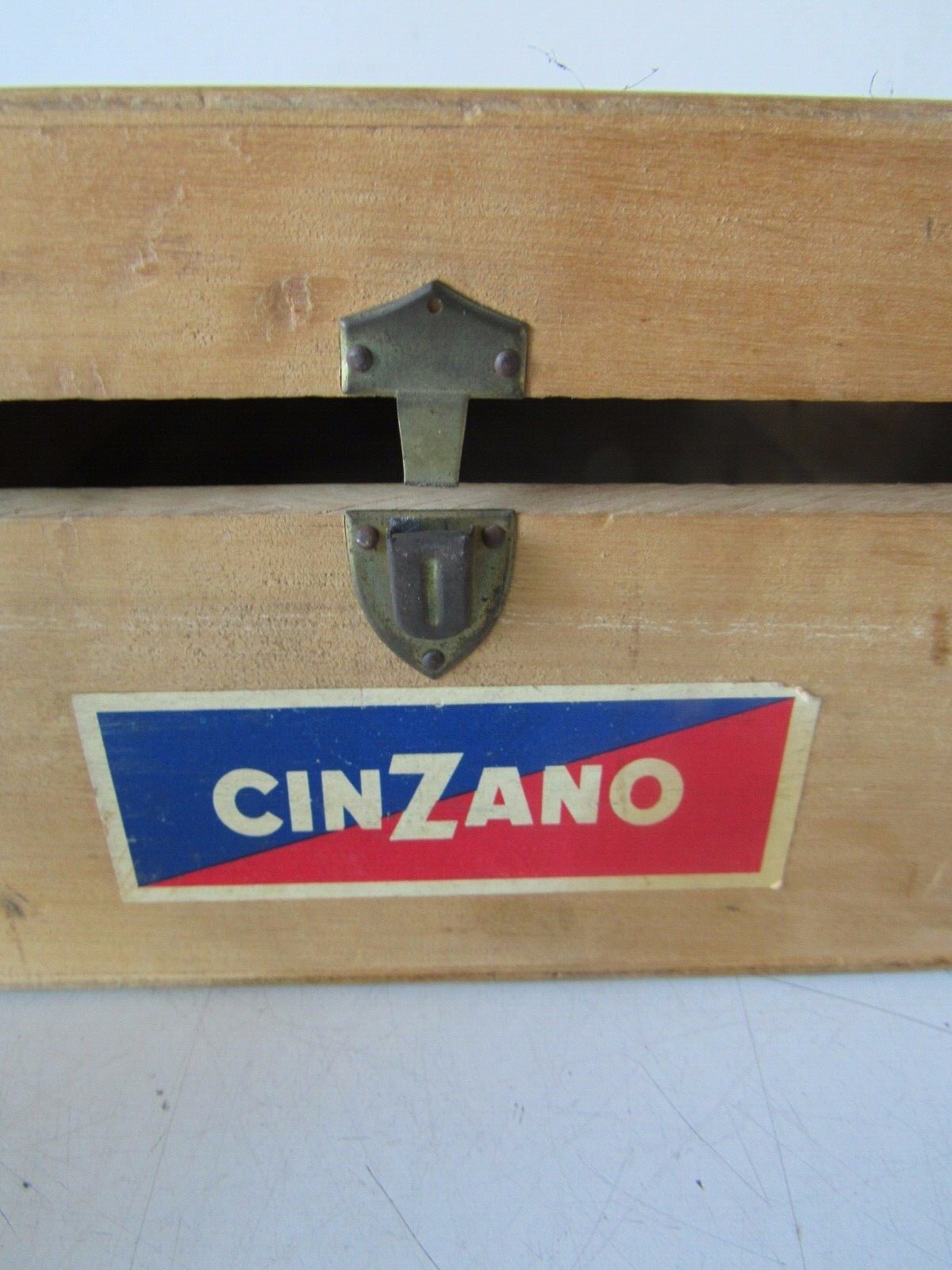 Foto 8 di 9