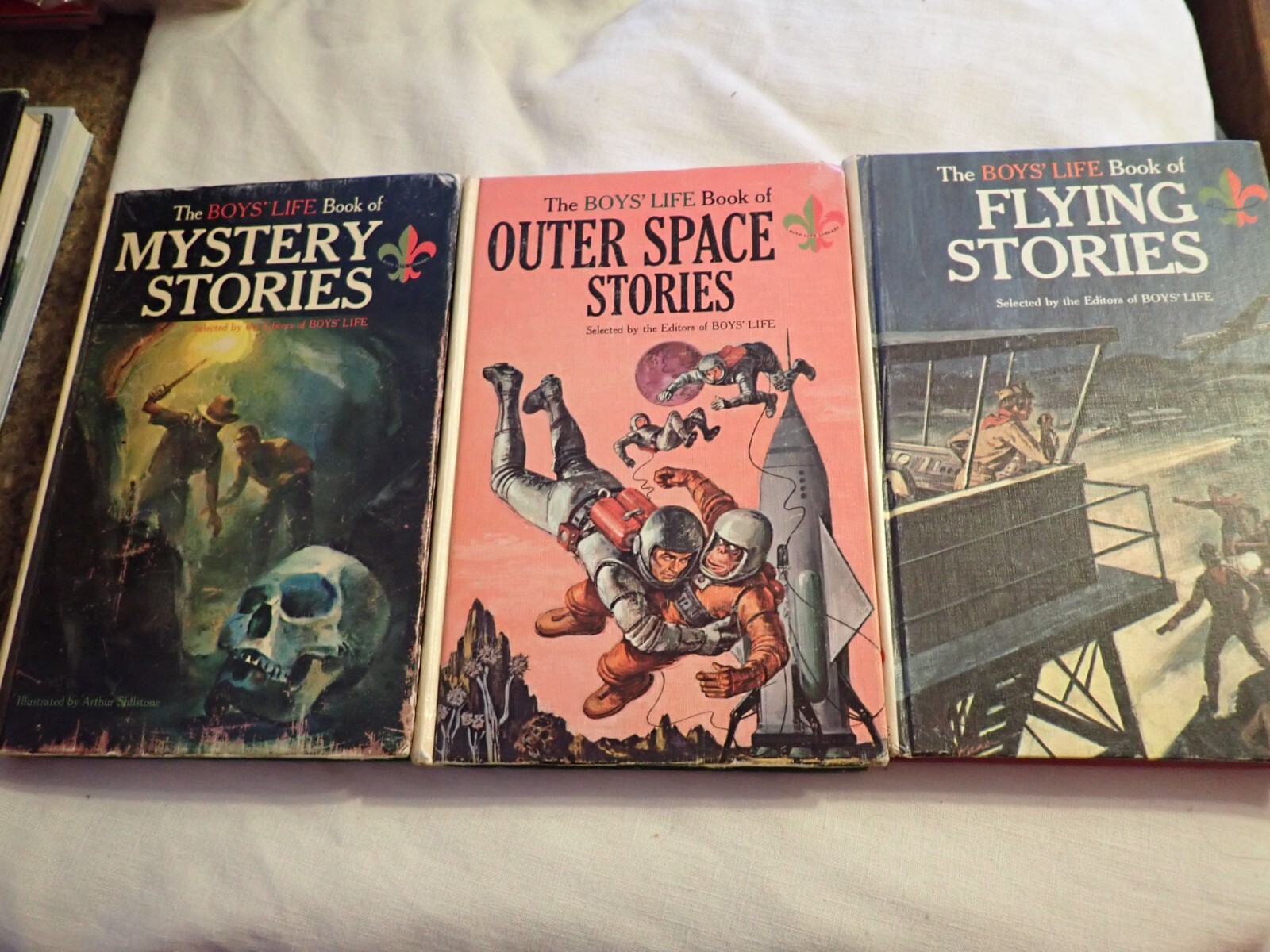 Lot of 3 The Boys' Life Book of Mystery Stories by Boys' Life Magazine Outer Spa 9780394809700