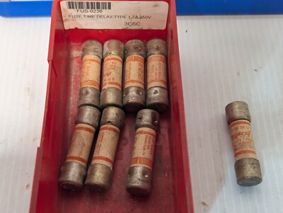 Lot of 8 Shawmut A25X7 Semiconductor Fuse, 7A 250VAC or Less, Amp-Trap, Type 1