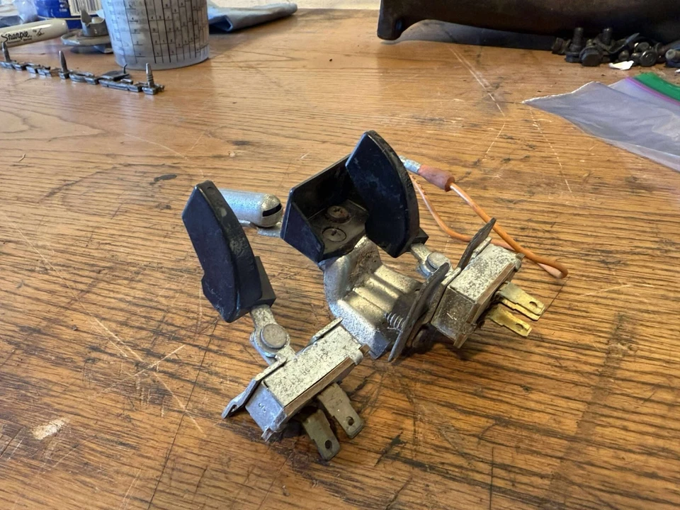 Dodge Plymouth 1971 1972 carrocería B interruptor de descongelación trasero cargador corredor de carretera Foto 3 de 4