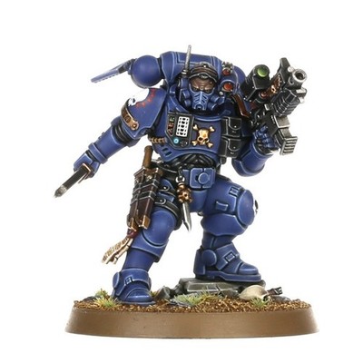 Lieutenant in Phobos Armour - Space Marines - New on Sprue - US Import Tax Paid*