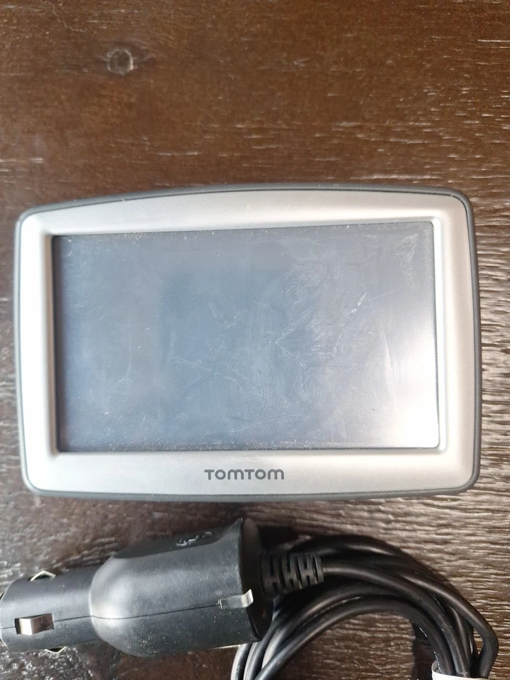TomTom One(N14641) Black/Silver Portable GPS Monitor 3" Inch Screen tested works - Image 2 of 4