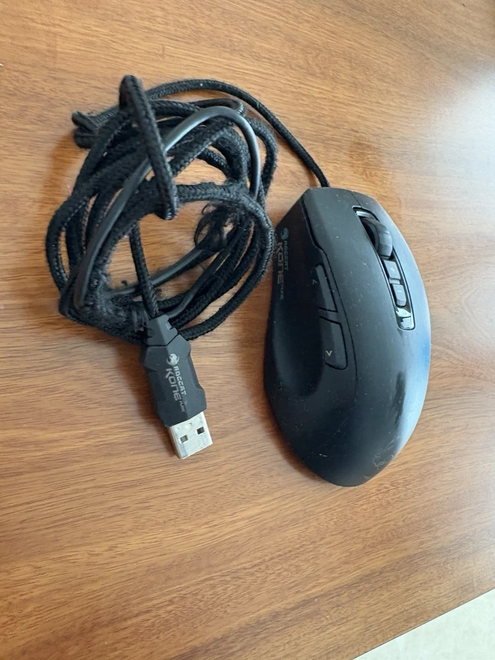 Mouse para juegos con cable Roccat Kone Pure ROC 11-700 | Botones laterales | Luces RGB Foto 2 de 4