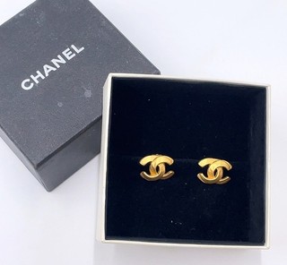 Auth Chanel Coco Mark GD Earrings 00T engraved W/Box BA120495