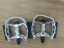 Old school BMX XC-II Wellgo bear trap pedals 9/16" (FOR 3 PIECE CRANKS) WHITE