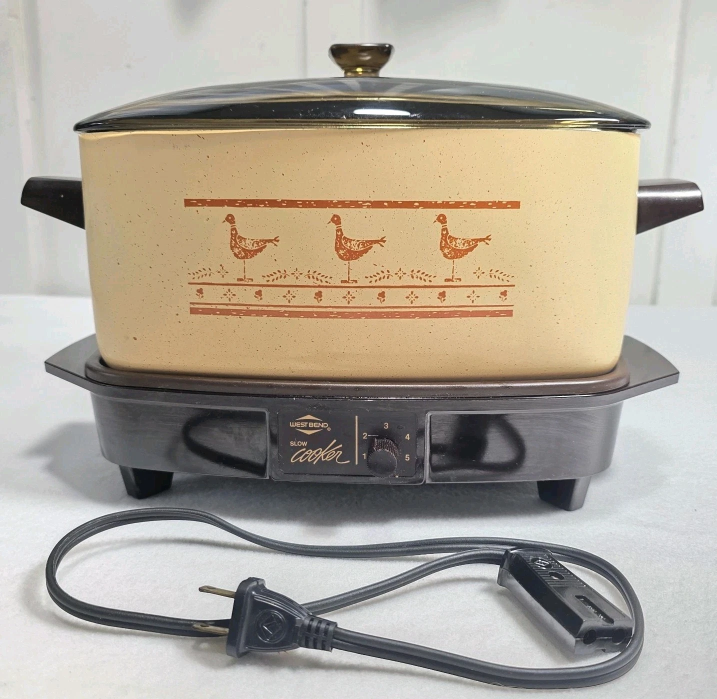 Vintage West Bend 6 Qt Slo-Cooker Amber Glass Lid Ducks Chickens Works