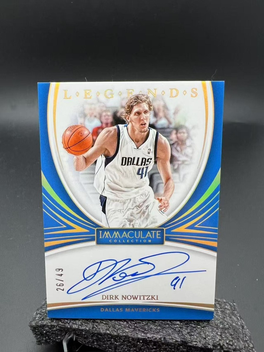 2023-24 Panini Immaculate DIRK NOWITZKI Legends Signatures /49