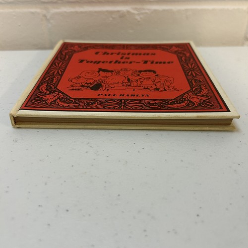 Christmas Is Together Time Paul Hamlyn Vintage 1966 Picture Book Peanuts Snoopy - Picture 6 of 8