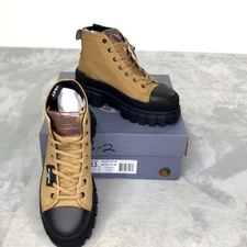 Palladium Revolt Hi TX Women's Boots Size 5.5  New in the box