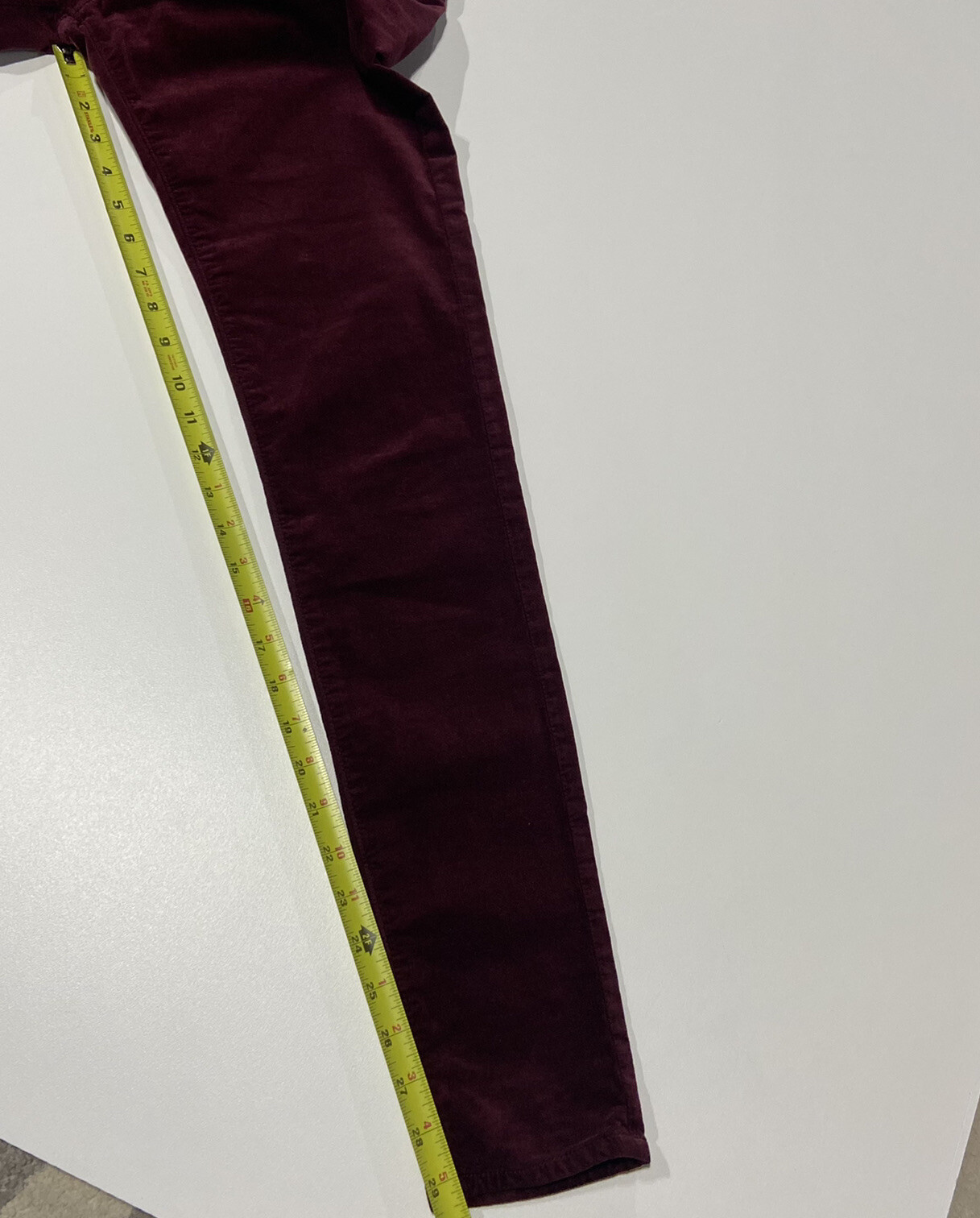 AG Farrah High Rise Women Size 26 Skinny Jeans Rich Carmine Velvet  thumbnail 11