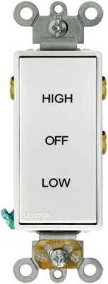NEW Leviton 5685-W 15 Amp 120/277 Volt High/Low/Off Single Pole Double Throw