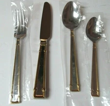 YAMAZAKI CARTOUCHE GOLD 4 piece Place Setting New