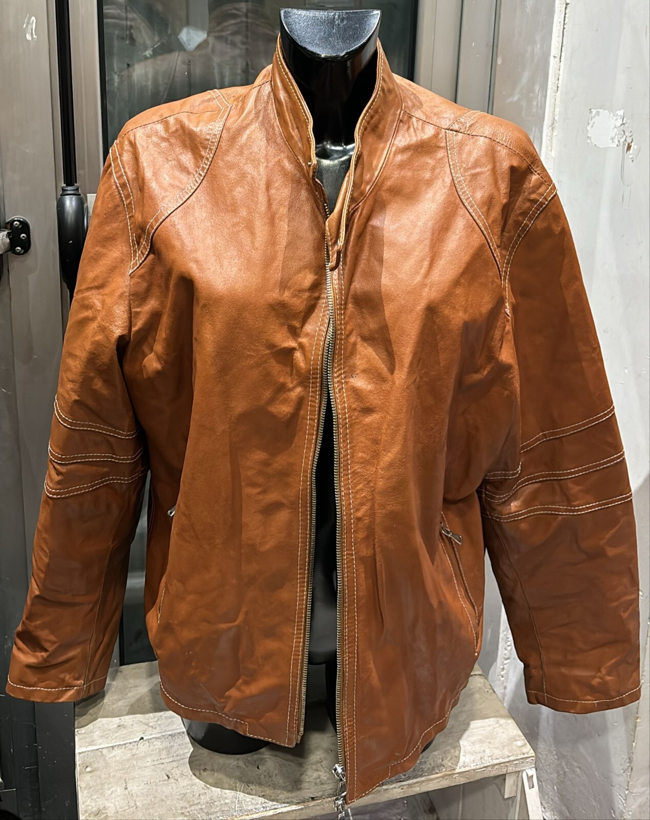 Mens Mira Furs Brown Leather Jacket Size 56 Vintage LLD508