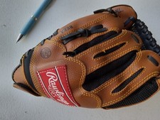 Rawlings PL95 9.5  Right Hand Throw Youth Baseball Glove Alex Rodriguez Model