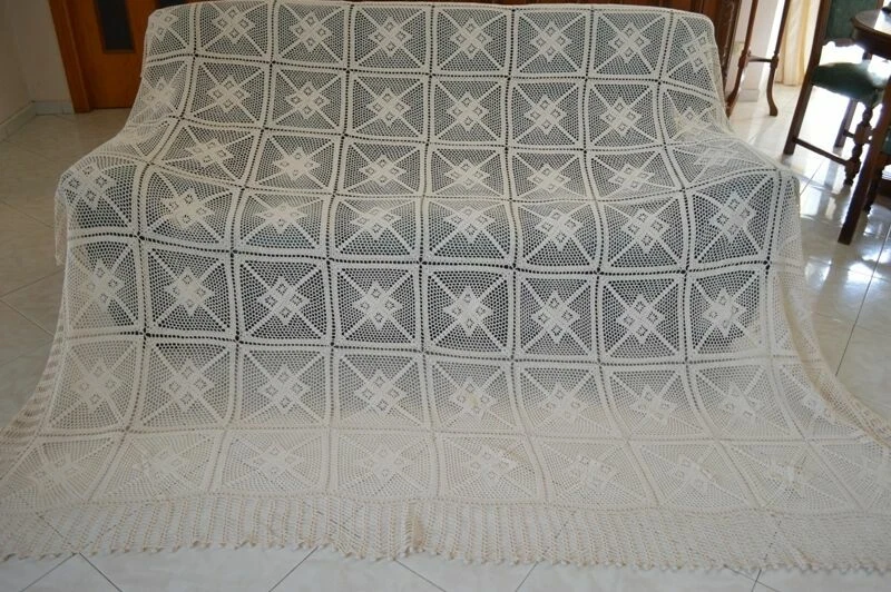Couvre-lit En Crochet Fait Main – 100% Coton – Taille Double – Couleur écru – NEUF Avec étiquettes