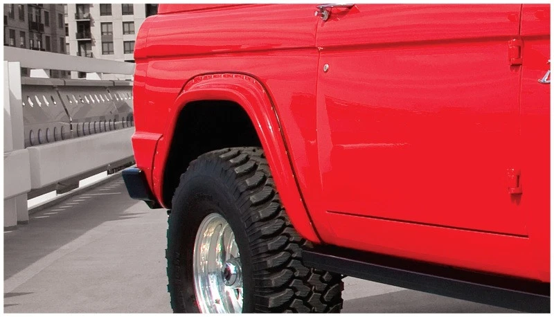 Bushwacker 20002-07 estilo recorte llamaradas para Ford Bronco 66-77 - negro Foto 2 de 4