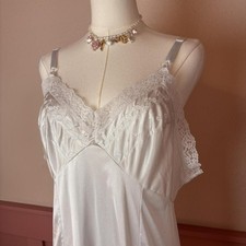 Sears 80s Vintage cottage coquette lace babydoll midi nightgown dress ivory