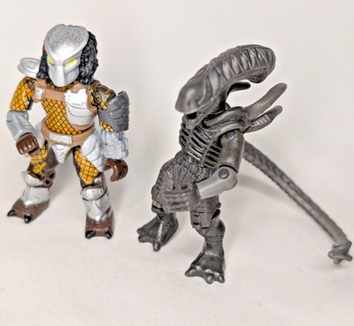 Mega Construx PREDATOR & ALIEN Xenomorph Figures Grey Loose No Weapons