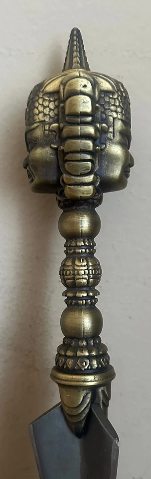 Daga tibetana The Shadow Phurba de 15" de acero inoxidable United UC820 de colección rara Foto 4 de 4