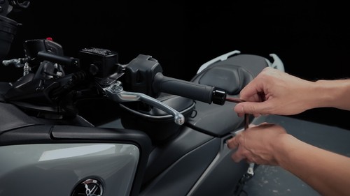 Handlebar Hand Guards Protector for YAMAHA TMAX 560 XP560 2024 Tech Max 2025 - Video 1 of 1