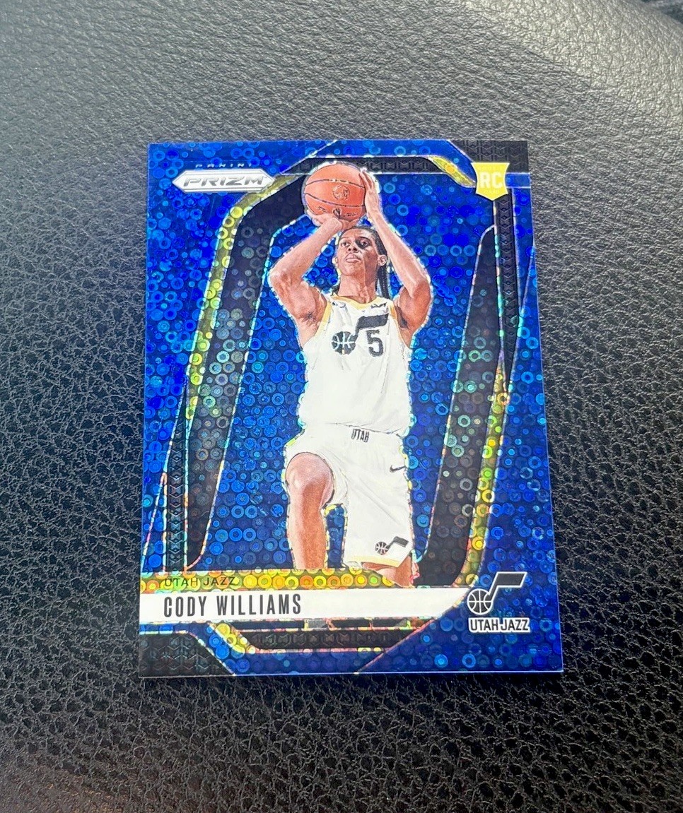 2024-25 Panini Prizm - Cody Williams #232 Blue Fast Break Prizm /150 (RC)
