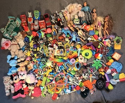 Huge Lot Of 300 Mixed Toys 2000s Toys Figurines Plush Cars Disney Accessories