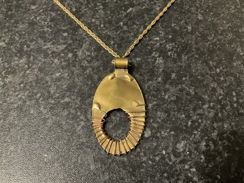Preloved STATEMENT Steampunk Copper, Gold Metal Tone Oval Pendant Necklace. 60cm - Picture 4 of 5