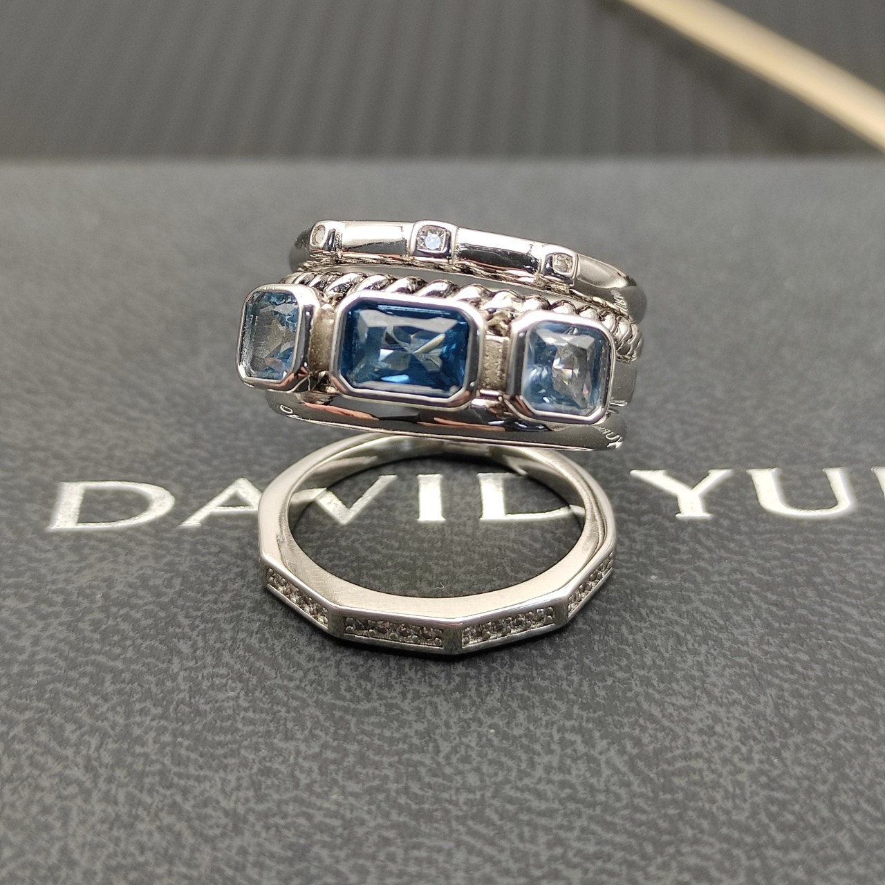 David Yurman Blue Five Interlocking Rings Size 7 - image 6