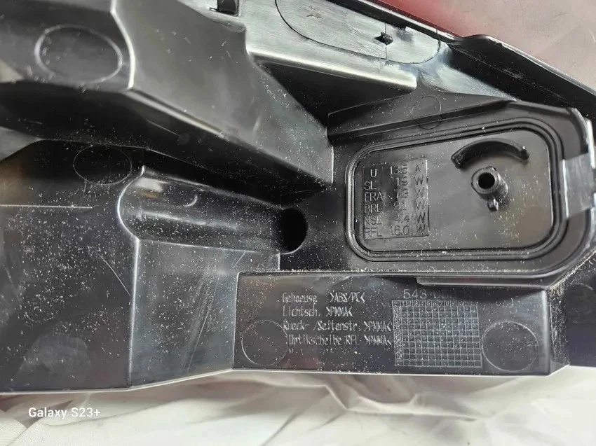 Conjunto de luz trasera LED lateral derecha para Porsche Panamera 970.2 2014-2016 Foto 2 de 4