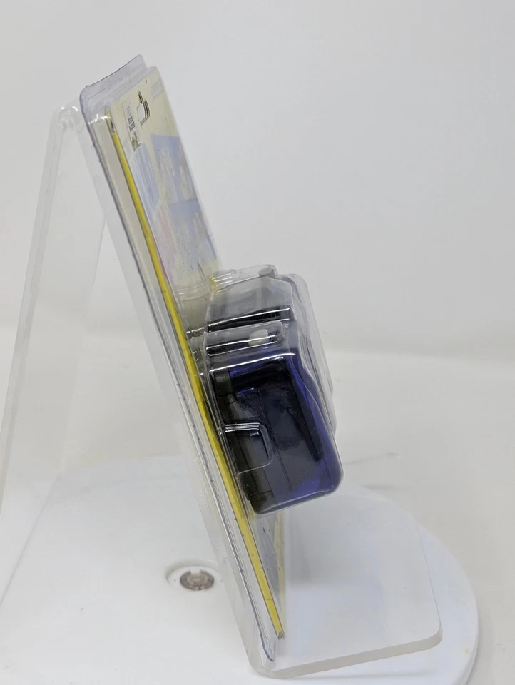 The Quad Cam 35mm Film Camera  Shoots 4 Photos In A Row New Vintage Sealed - Image 2 of 4