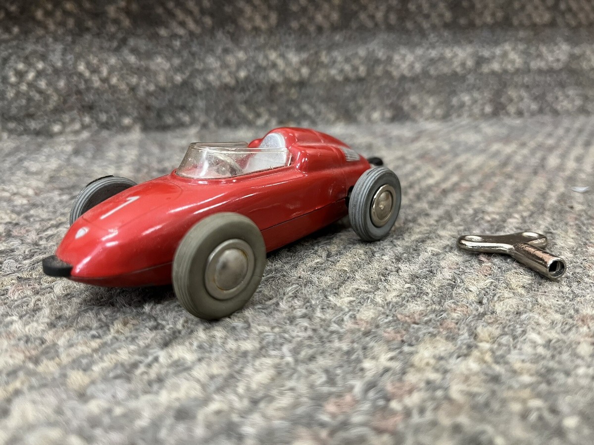 VINTAGE SCHUCO MICRO RACER 1037 PORSCHE WIND UP TOY CAR RED #1 *BC