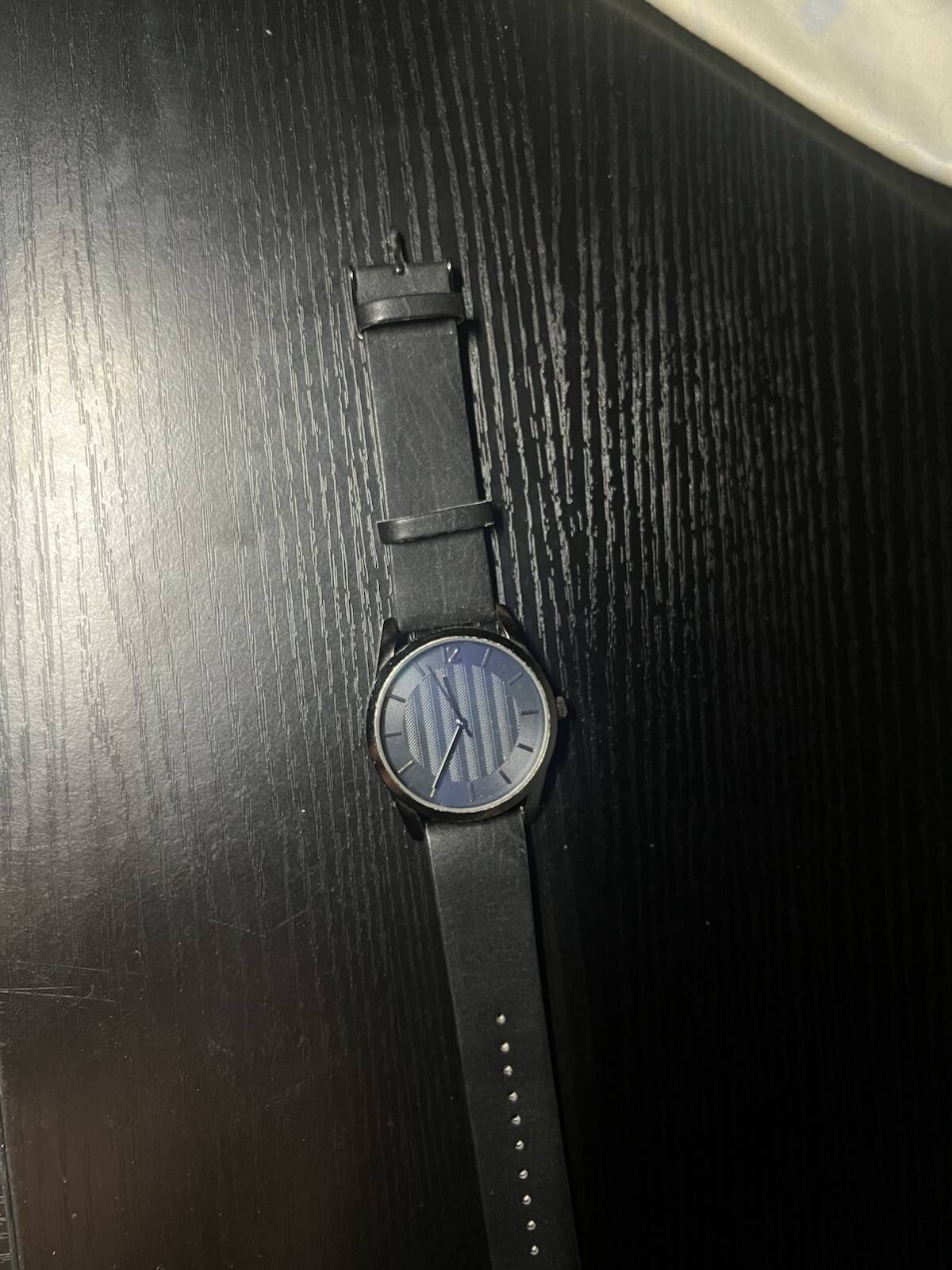 Stylish Trendy Wrist Watch for Men and Women-image