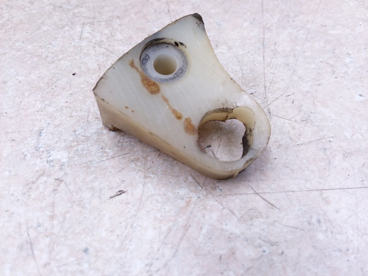 Kawasaki F9 Big Horn 350 F9B Enduro Engine Inner Chain Guide