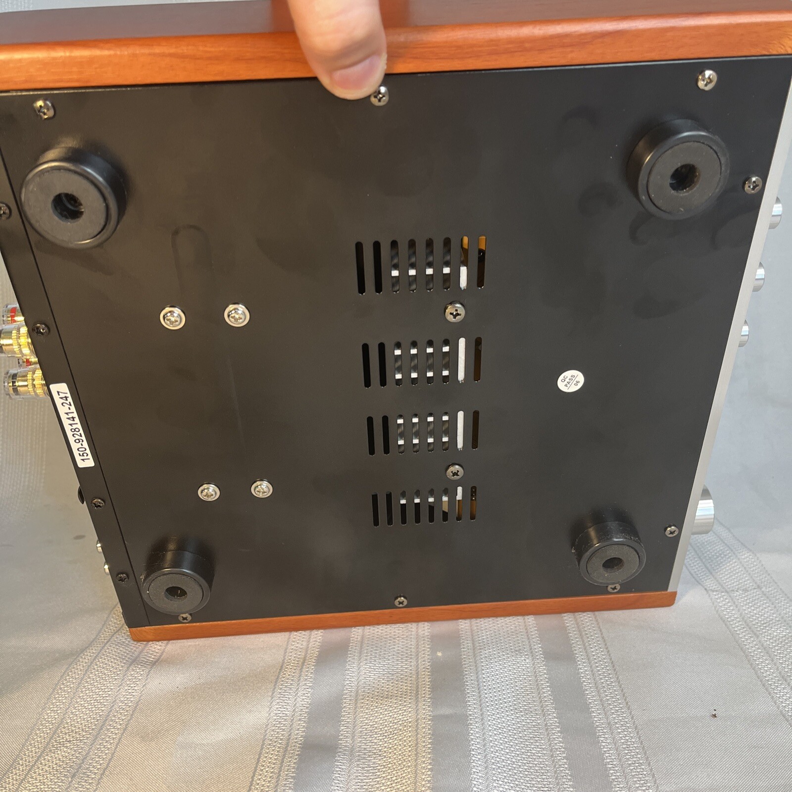 Rockville BluTube 70w Bluetooth Tube Amplifier/Home Stereo Receiver 2-Tone 🔥
