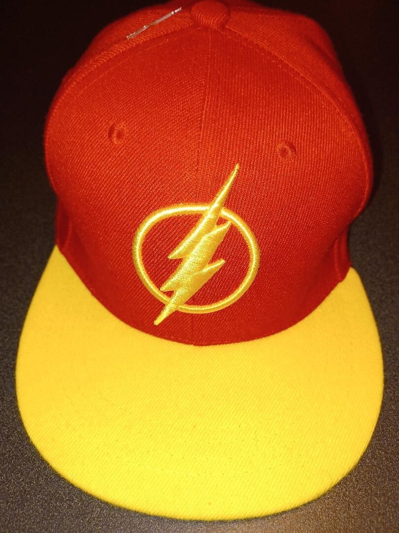 DC Comics The Flash Baseball Snapback Cap Red & Y… - image 2