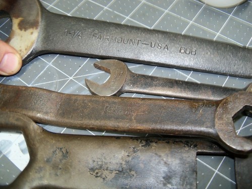 Stanley Screwdrivers 100 plus Fairmount Wrenches Tool Lot - Picture 9 of 10
