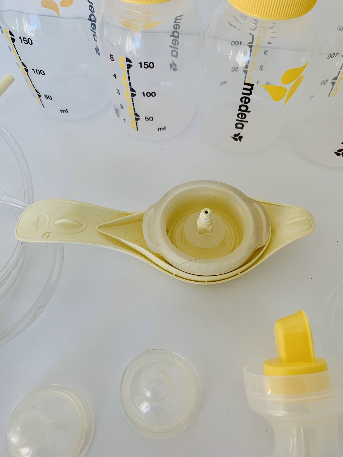 Lot Of 17 Pieces of Medela Bottles And Parts. MINT eBay