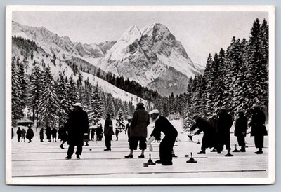 1936 Olympia Sammelwerk Card #80 Eisschiessen Riessersee Winter Games Curling
